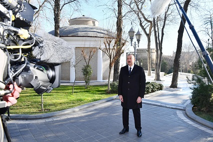 “Problem yaratmamaq üçün xalqımı buradan təbrik edirəm” – VİDEO