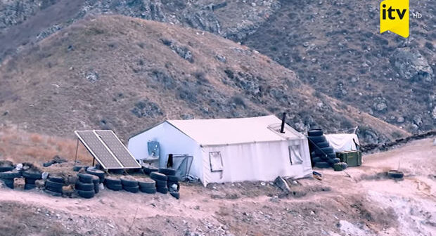 İTV-nin çəkiliş qrupu Zəngəzur mahalı yaxınlığında düşmənlə üz-üzə – VİDEO