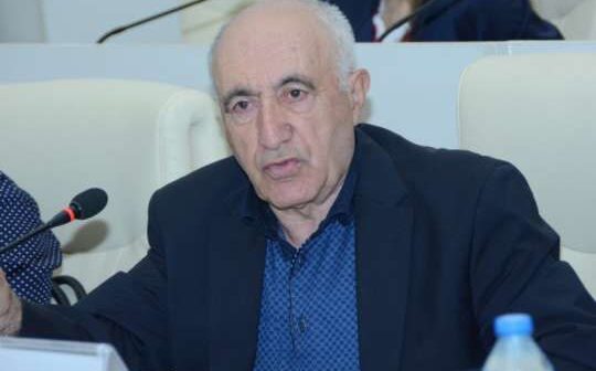 “Elə test sualları var ki, onu ancaq professorlar cavablandıra bilər” – Ekspert