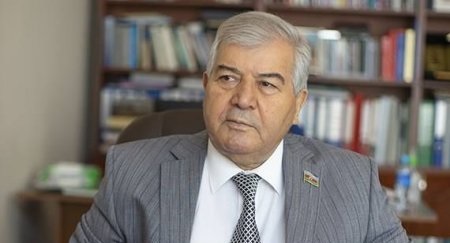 Qazaxıstanın rus qışı, Rusiyanın qazax xofu – Sabir Rüstəmxanlının yazır…