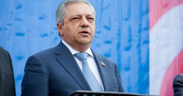 Cavanşir Feyziyevin təhqirlərində etiraflar – Siyasi korafəhmliyin fəsadı