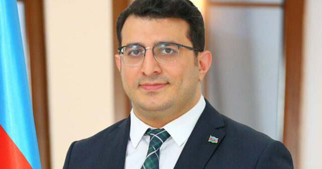 Tanınmış baş həkim vəzifəsindən getdi