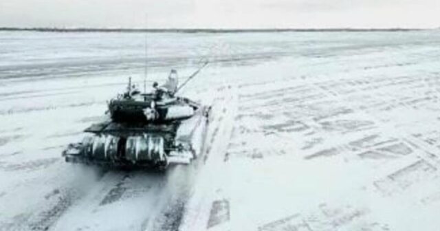 Ukrayna rusların iki tankını və bir neçə yük maşınını məhv etdi – Unian