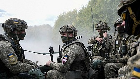 Mariupolda Azov alayı rus işğalçılarını məhv etməyə davam edir