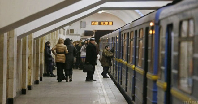 Kiyevdə metro və bütün ictimai nəqliyyat pulsuz edildi