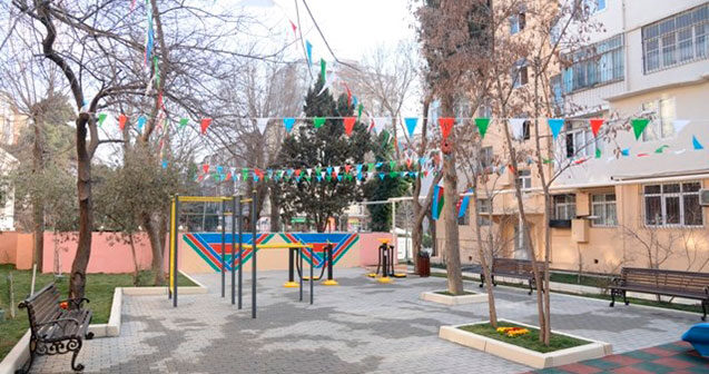 Nəsimidə daha bir abad həyət sakinlərin istifadəsinə verildi – Fotolar