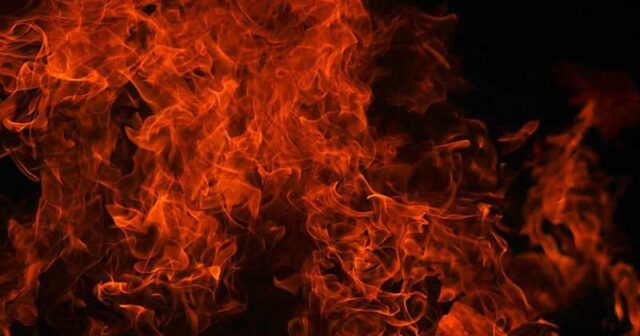 Xarkovda yaşayış məntəqələrini bombalayan o təyyarə vuruldu