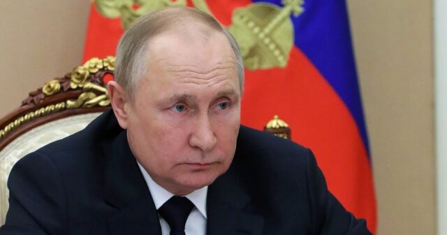 Putin Ukraynaya könüllülərin göndərilməsinə razılıq verib