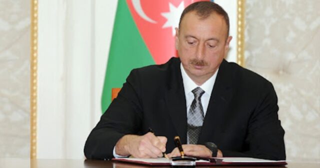 Prezident Silahlı Qüvvələr haqqında qanuna dəyişikliyi təsdiqlədi