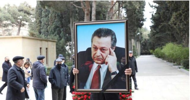 Ayaz Mütəllibov I Fəxri xiyabanda dəfn edildi