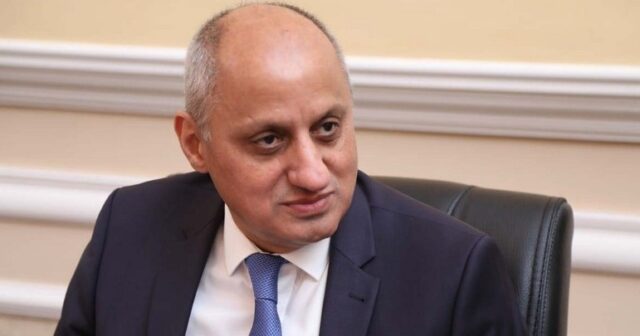 Hüquq müdafiəçisi: “Qarşıdakı aylarda əfv sərəncamı ola bilər”