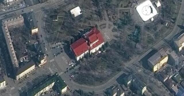 Rusiyanın bombaladığı teatrda ürəkparçalayan yazı: Burada uşaqlar var
