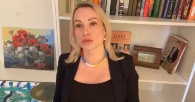 ORT-nin canlı yayımında şüar qaldıran qadın danışdı – VİDEO