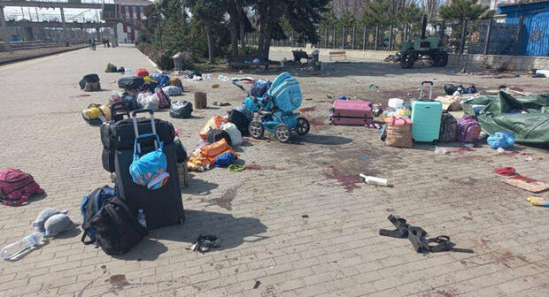 Rusiya Ukraynada dəmiryolu vağzalını raket atəşinə tutdu: 39 nəfər öldü – FOTO/VİDEO