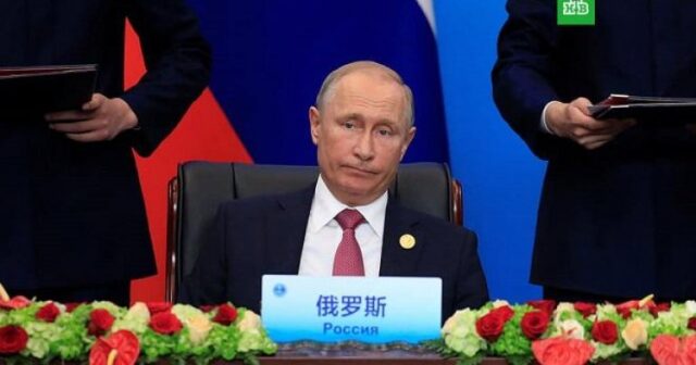 Puqaçov: Putin yaxın ətrafı ilə bu cür davranır