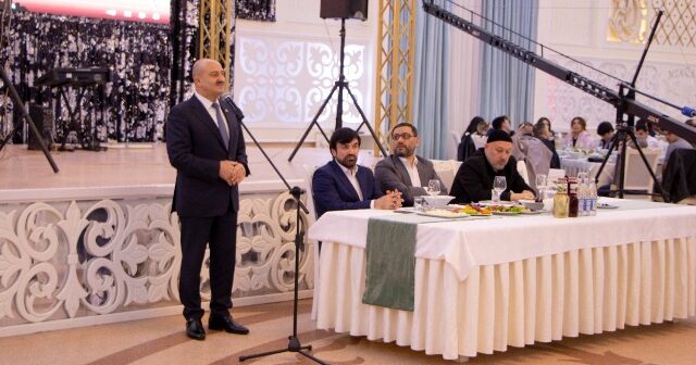 Nəsimi rayonunda iftar süfrəsi təşkil edildi – FOTO