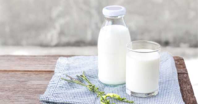 Azərbaycanlı fermerlər niyə süd sata bilmir?