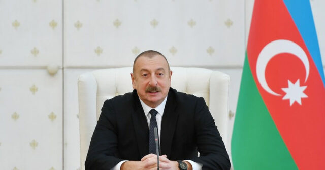 Prezident İlahiyyat İnstitutunun yeni binasının açılışında