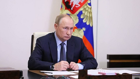 Putin Ali Baş komandan vəzifəsini öz üzərinə götürdü: Qrozyev riskləri açıqladı