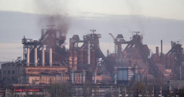 Mariupol: Ruslar dinc sakinlərin sığındığı “Azovstal”a bombalar yağdırır (VİDEO)