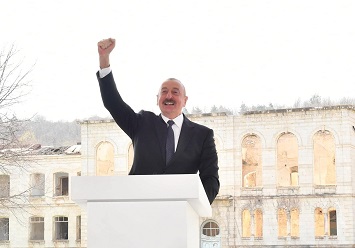 “Ermənistanın kapitulyasiya aktına imza atmaq həyatımda ən qürurlu hadisədir”