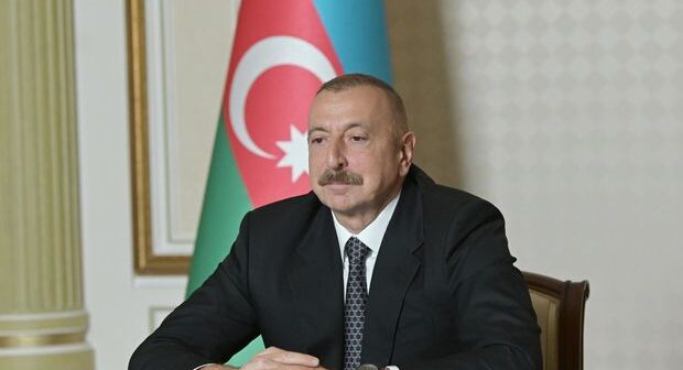 Prezidentdən bir qrup incəsənət xadimi ilə bağlı SƏRƏNCAM – SİYAHI