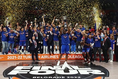 “Anadolu Efes” klubu basketbol üzrə Avroliqanın qalibi olub