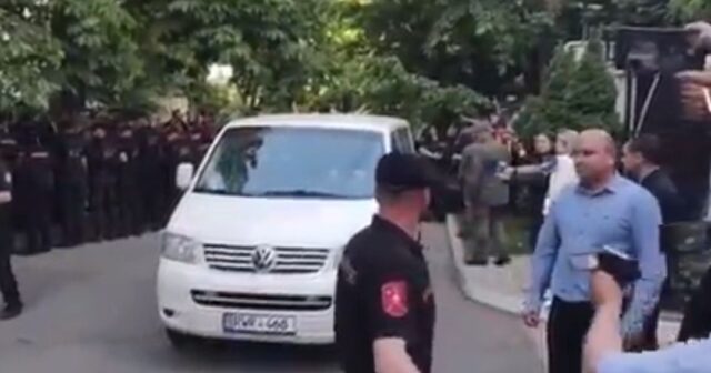 Moldovanın sabiq prezidentinin saxlanılma anı – VİDEO