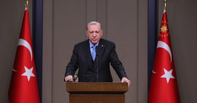 Ərdoğan: “İsveç tamamilə terror yuvasıdır”
