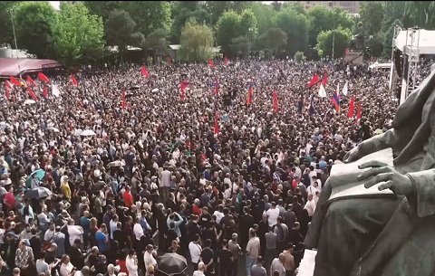 ERMƏNİSTANDA AKSİYALARIN GİZLİNLƏRİ: KREML, KÖÇƏRYAN VƏ ARAİK ƏLBİR OLUB… – ÖZƏL ŞƏRH