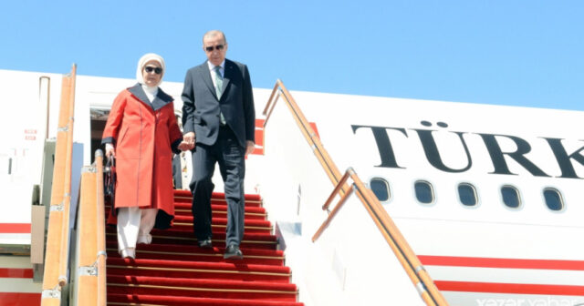 Ərdoğan Azərbaycana gəlib FOTO