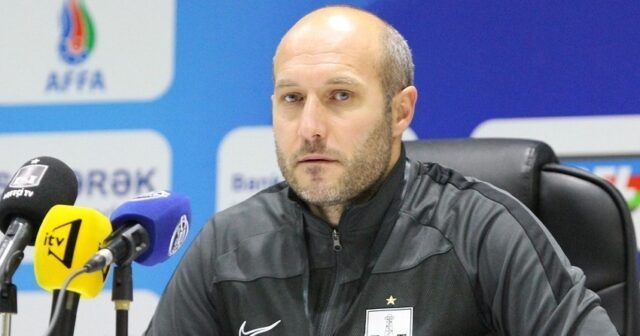“Neftçi” Samir Abasovla vidalaşıb