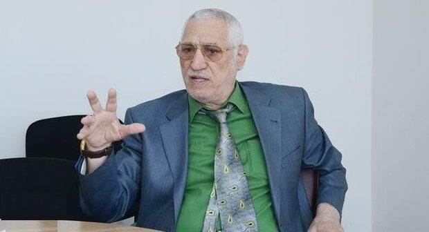 Abutalıbovun qanunsuz əməllərinə görə 11 ildir damda yaşayıram – Şeyx Əbdül