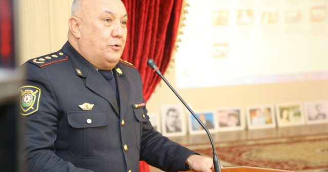 Vaqif Əsədov təqaüdə göndərildi