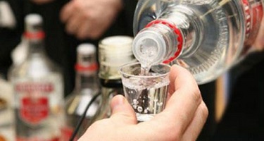İçki içən adamın orqanizmində xərçənglə mübarizə resursu tükənir – Onkoloq
