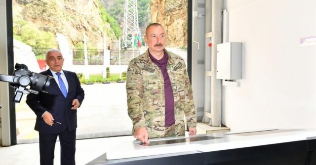 Prezident “Kəlbəcər-1” kiçik SES-in açılışında iştirak edib