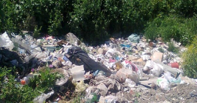 Xəzər rayonunda gül baxçasını kim zibilliyə çevirib?