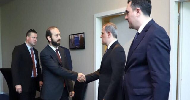 YAXIN HƏFTƏLƏRDƏ YA MÜHARİBƏ, YA SÜLH… – BAYRAMOVLA MİRZOYAN GÖRÜŞÜNƏ İKİ ANALİTİKDƏN SENSASİON ŞƏRH