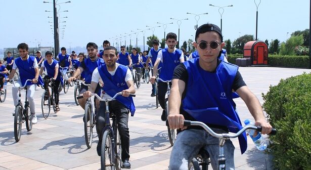 Təmiz şəhər üçün “HƏRƏKƏTDƏ OL” devizi ilə veloyürüş baş tutub