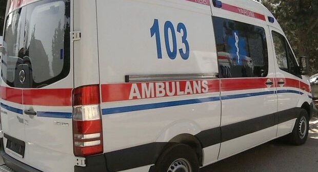 Ad günündə dənizdə boğulan şəxsi həkimlər həyata qaytardı