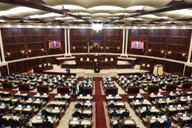 Deputatlar tətilə çıxdılar