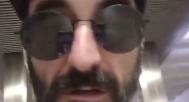 Metroya balta ilə girən şəxs yeni video yaydı: Mənə dəstək olun – VİDEO