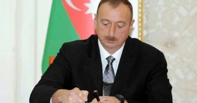 Prezident bu universitetin rektorunu vəzifədən azad etdi