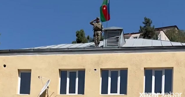 Oxuyur Məhəbbət Kazımov – Bu dəfə Laçında-VİDEO
