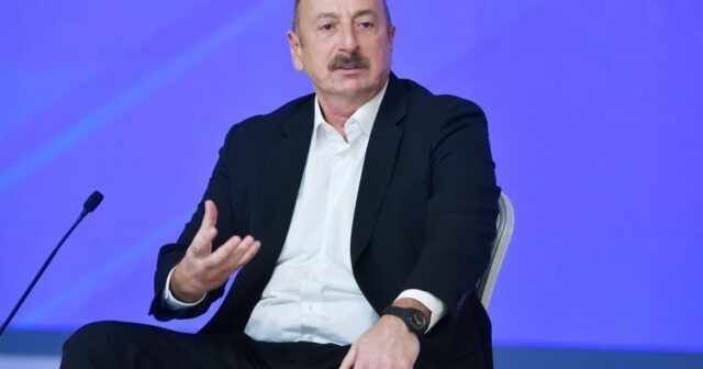 Prezident XI Dünya Oyunlarında qalib gələn idmançıları mükafatlandırıb