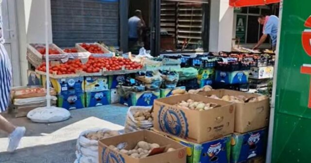 Sumqayıtda sakinlər qanunsuz küçə ticarətindən gileylənir — VİDEO