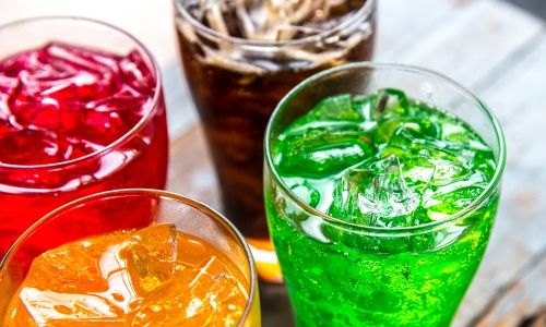 Qazlı içkilərin üzərində niyə “Soyuq için” yazılır? – İNANILMAZ FAKTLAR