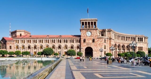 Ermənistanda qaçhaqaç: ermənilər ölkələrini belə tərk edir – VİDEO