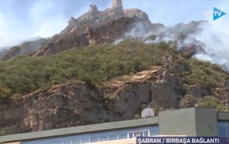 Yanğın “Qalaaltı” hotelin yaxınlığına çatdı – Video
