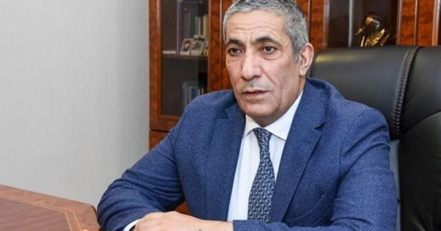 Siyavuş Novruzovun “turnik” edən zaman qolu sındı (FOTO)